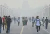 Delhi's air quality continues to be 'severe', smog blankets city, AQI reaches 404