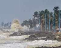 Cyclone Dana set to make landfall on Odisha coast, NDRF deploys 56 teams in five states