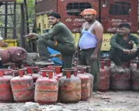 LPG price update: 19-kg gas cylinder gets cheaper by Rs 7 from today