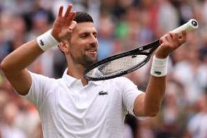 Novak Djokovic's violin celebration at Wimbledon 2024