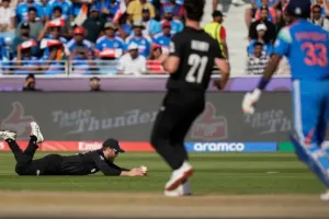 IND vs NZ: Kane Williamson takes a blinder to send Ravindra Jadeja packing | WATCH