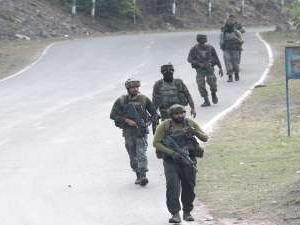Jammu and Kashmir: Army foils infiltration attempt by Pakistani terrorists in Battal Sector, one jawan injured